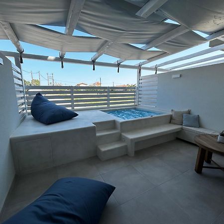 Calliopes By The Sea Boutique Suites Paralia Dionysiou Dış mekan fotoğraf