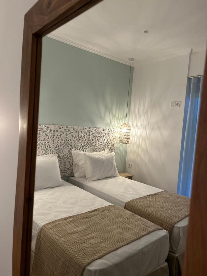 Calliopes By The Sea Boutique Suites Paralia Dionysiou Dış mekan fotoğraf