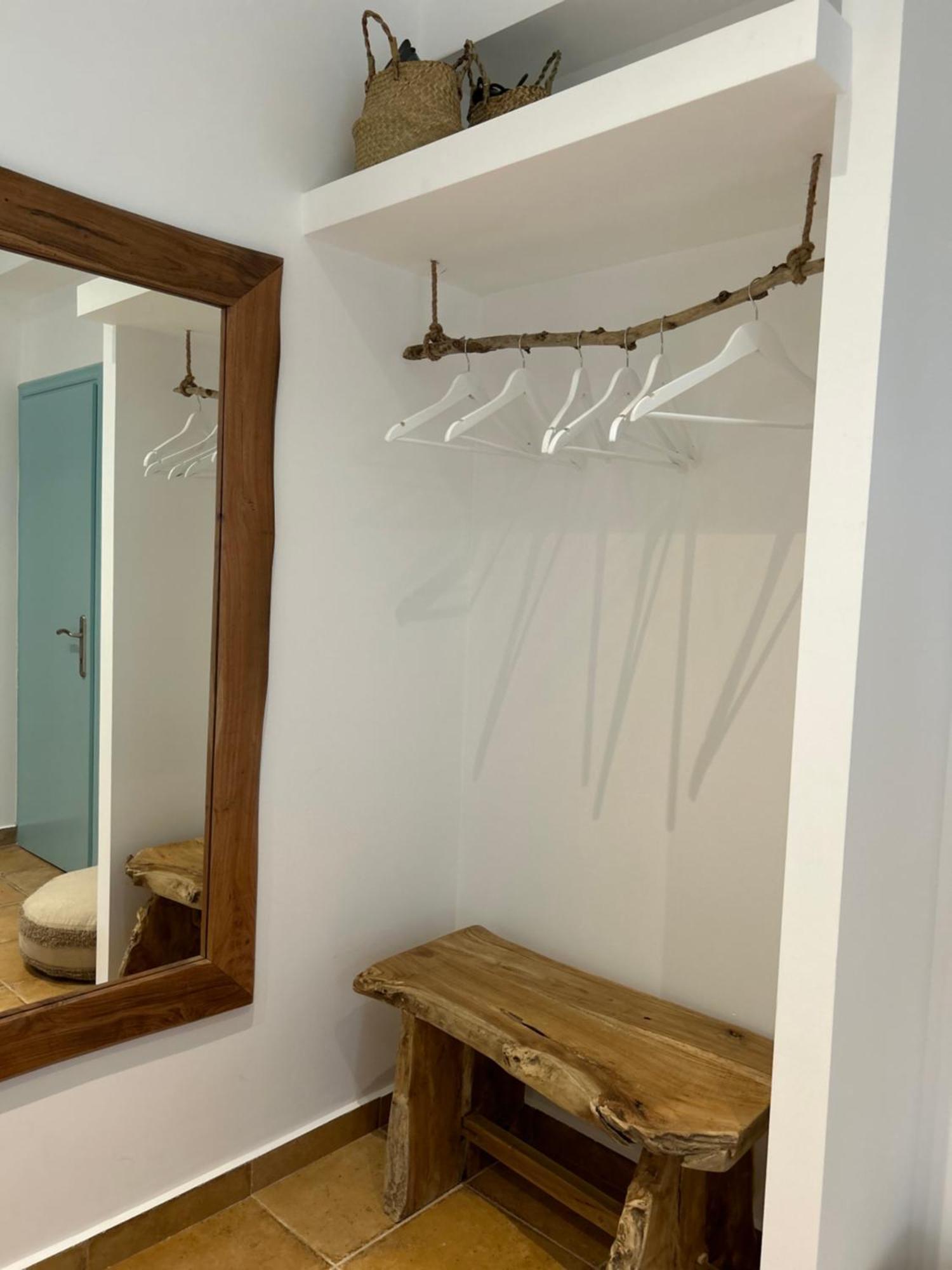Calliopes By The Sea Boutique Suites Paralia Dionysiou Dış mekan fotoğraf