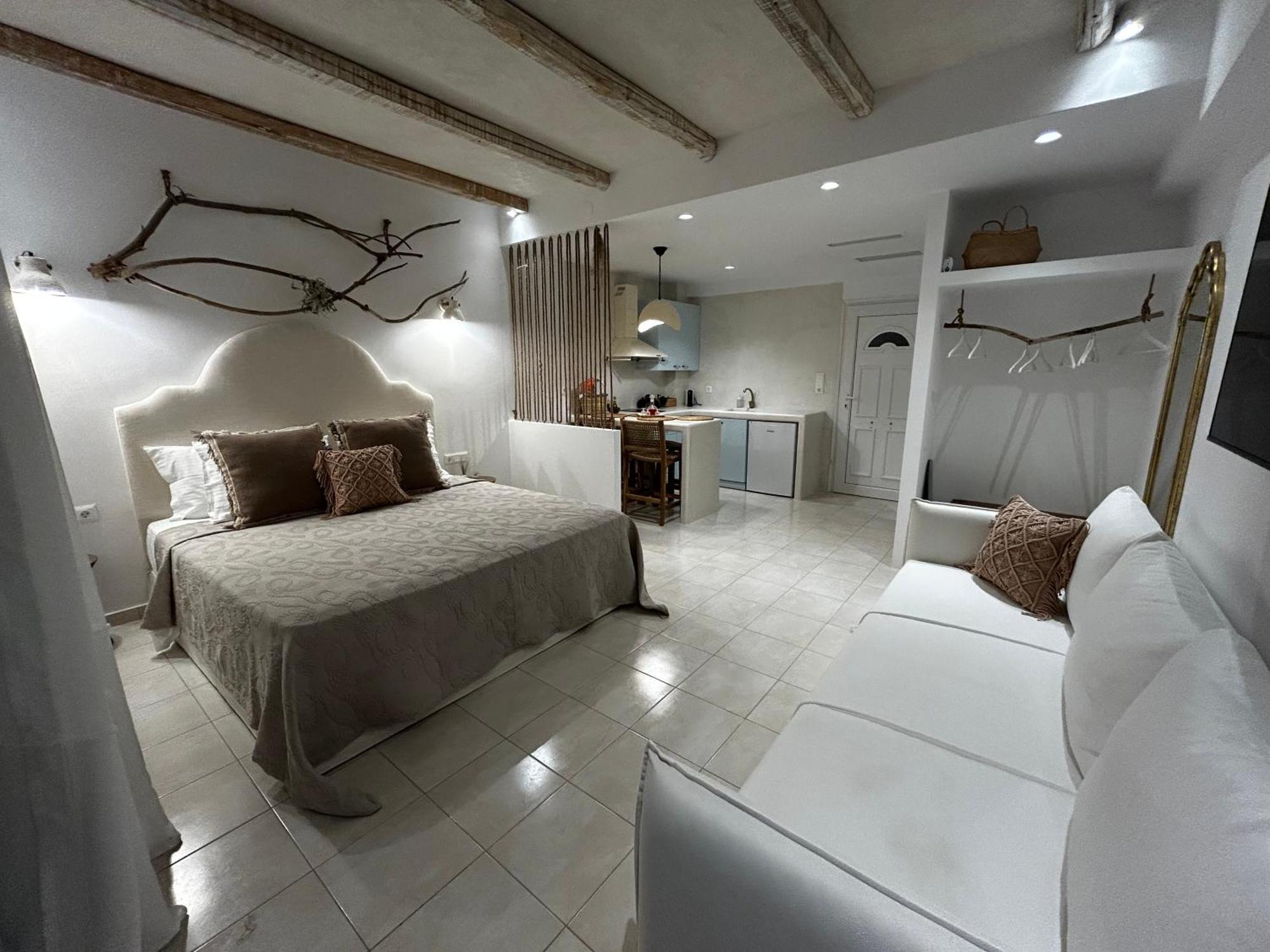 Calliopes By The Sea Boutique Suites Paralia Dionysiou Dış mekan fotoğraf